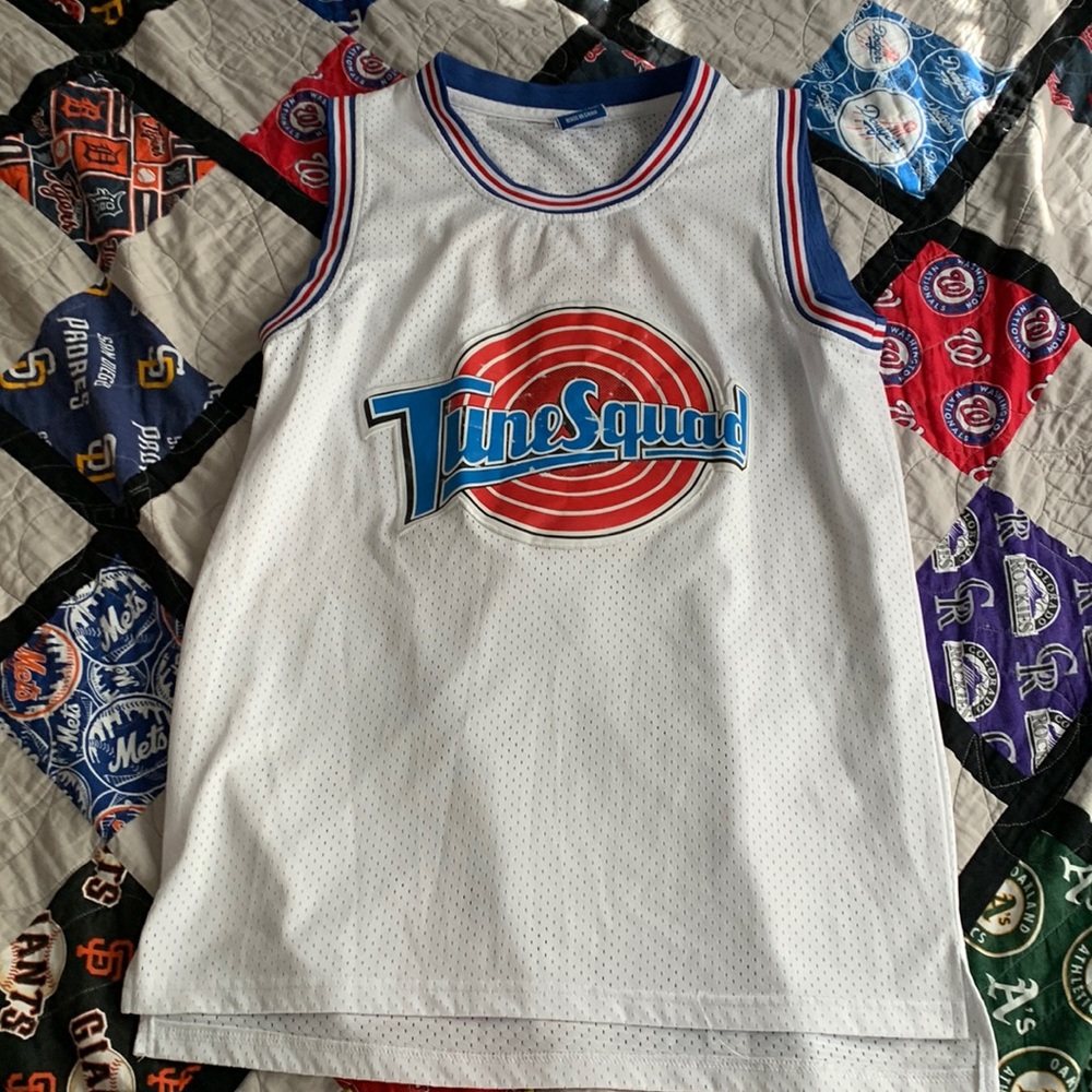 NIKE SPACE JAM BUGS BUNNY JERSEY